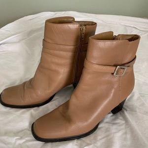 Beige leather ankle boots